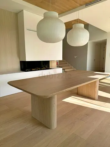 Solid Wood oval Table with Fluted Pedestal – Modern Luxury Dining Table