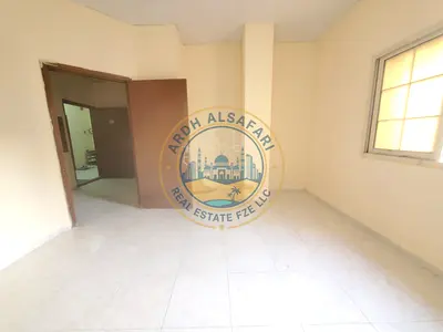 Ready to move big size 1BHK near Galaxy supermarket