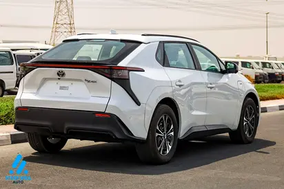 Toyota bZ4X Limited, миниатюра 4