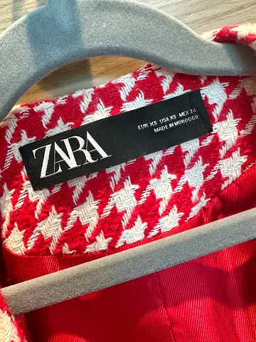 ZARA red knit houndstooth-pattern jacket/top, size XS (oversized, fit S)