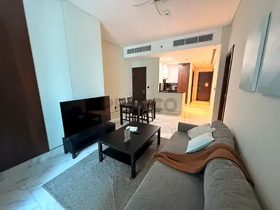 Fully Furnished | Community View | 4 Cheques
