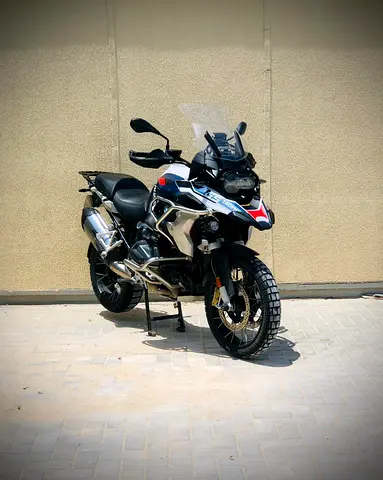 BMW R1250GS Trophy 2023 GCC !!
