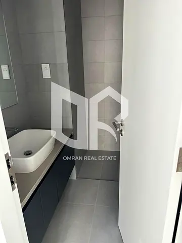 Sokon 1 | Premium 1BR | Unique 2-Bathroom Layout | Extra Large Balcony