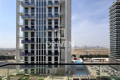 Mid Floor | Fully Furnished | Ready to move in