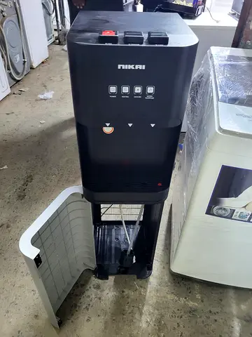 Bottom load water dispenser