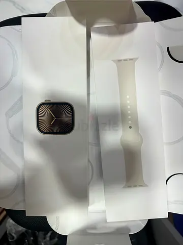 MWYX3QA/A Series 10 GPS + Cellular 46mm Gold Titanium Case with Starlight Sport Band - S/M