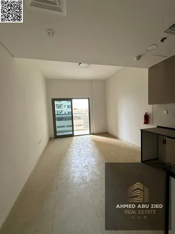 Gym | pool | parking | first tenant | balcony with open view | excellent space studio | super deluxe finishes | bathroom | central AC | direct to E311