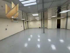 Warehouse and equipped offices for rent in Industrial 13