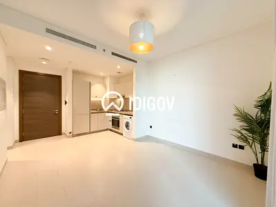Pool View | Unfurnished | Must See