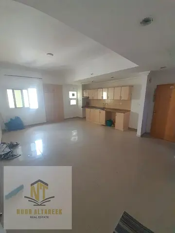 For Annual Rent: Prime Studio Apartment in Muwaileh, Sharjah Located in the vibrant Muwaileh area, close to universities and amenities, this studio i
