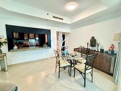 FULL LAKE VIEW | CHILLER FREE | SPACIOUS