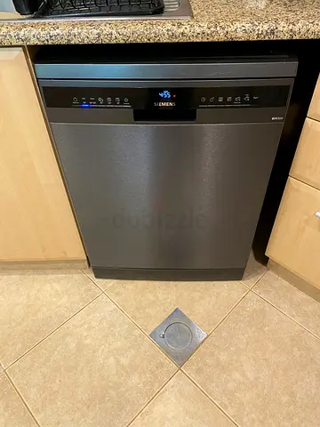 Siemens Latest model IQ300 Wifi Connect Dishwasher 3 Rack For sale Same like New
