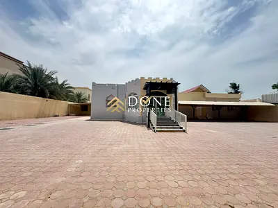 Luxury 4bedroom/Maid room/Driver room/sparte Majlis/ 2 KITCHEN /All room Master/Parking 125k only Local or GCC