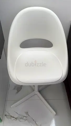 White Modern Plastic Swivel Desk Chair