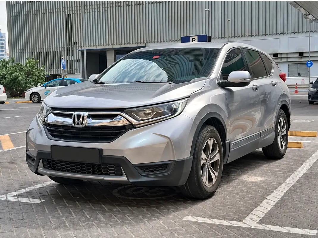 Honda CR-V 2019 — photo 1 of 8