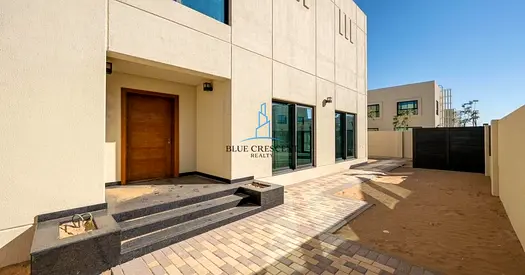 Opulent Finishes | Exclusive Setting | Modern Elegance