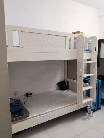 Executive bed space for male