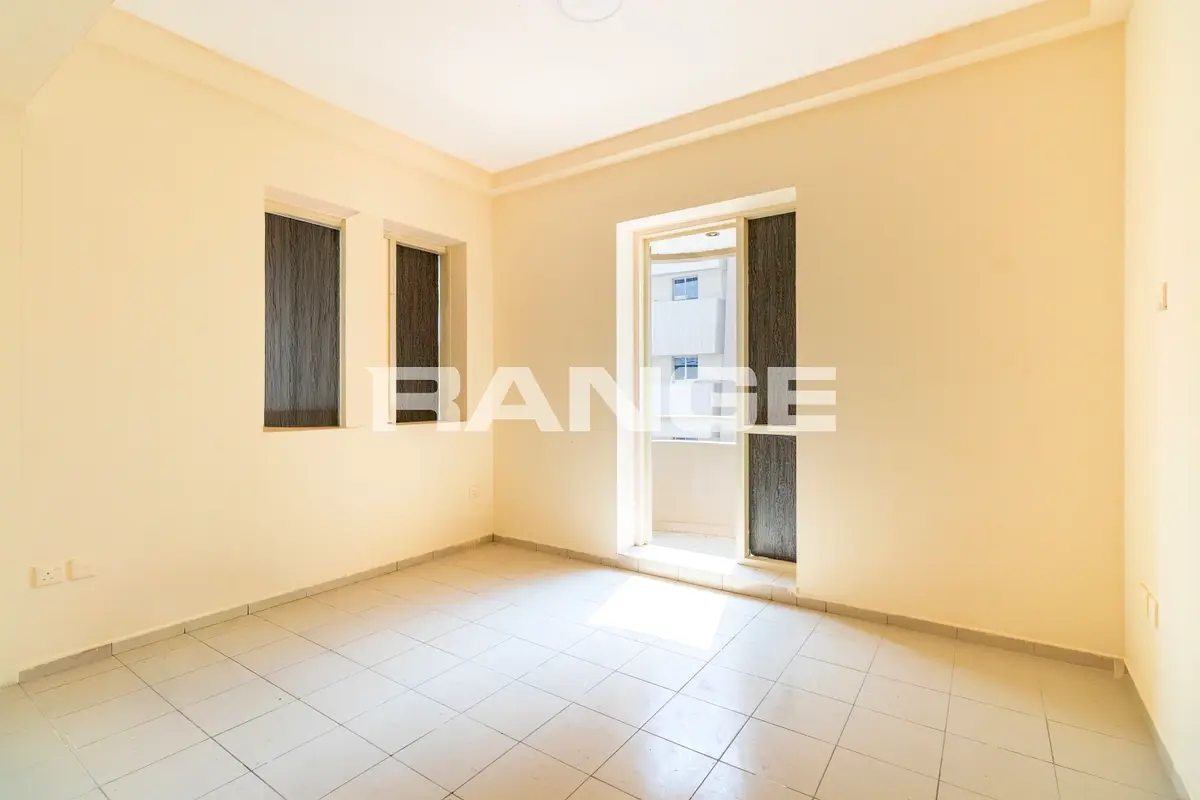 Spacious 2BR | Closed Kitchen with Balcony