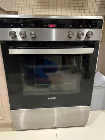 Siemens Ceramic Cooktop – 60cm – 4 burners - Excellent Condition – Fully Working