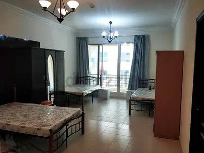 We are looking for male flat mate to share 1 BHK apartment