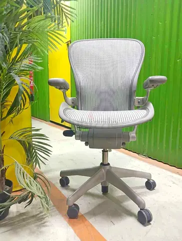 Herman Miller Aeron Used Like new (Gray)