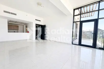 Spacious 1BR | Unfurnished | Balcony | Vacant | Al Barsha South