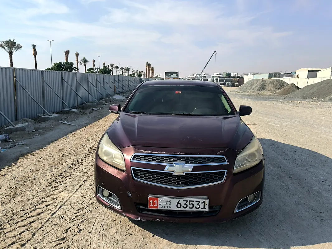 Chevrolet Malibu 2013 — photo 1 of 6