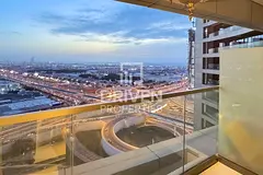 High Floor | Ready to Move in | Prime Location