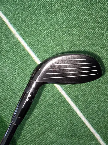 Titleist 21° 7-Wood w/ HZRDUS Smoke Shaft