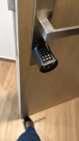 Digital keypad door lock - keypad-only entry (used)