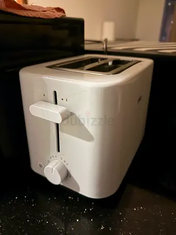 Compact 2-Slice White Toaster - Good Working Condition