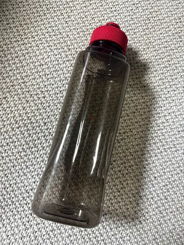 Reusable Sports Water Bottle with Red Screw Cap (Clear Plastic)