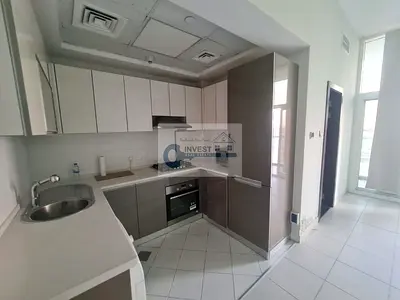 Ready to Move | Amazing Location | Fitted Kitchen
