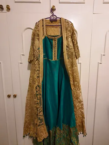 Green and Gold Embellished Traditional Womens Dress, Size : 48