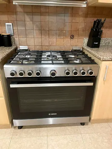 Bosch Full Gas Cooker 90x60cm Perfect Condition with Oven