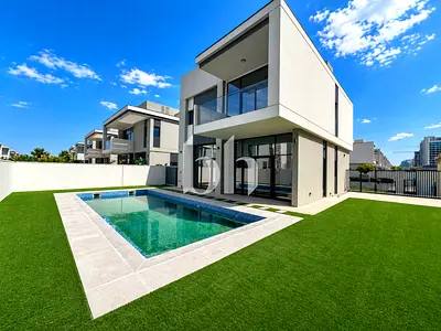 Corner Plot | Private Pool | Amazing Community