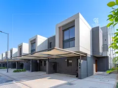 Modern Living | Spacious | Corner Unit