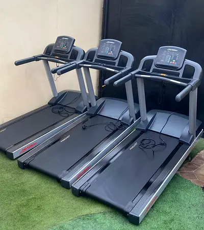 Lifefitness treadmill