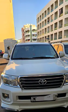 Toyota land Cruiser for Rent