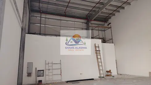 For Rent – ​​Prime Commercial Showroom with Spacious Area in Umm Al Thu’ub – Umm Al Quwain