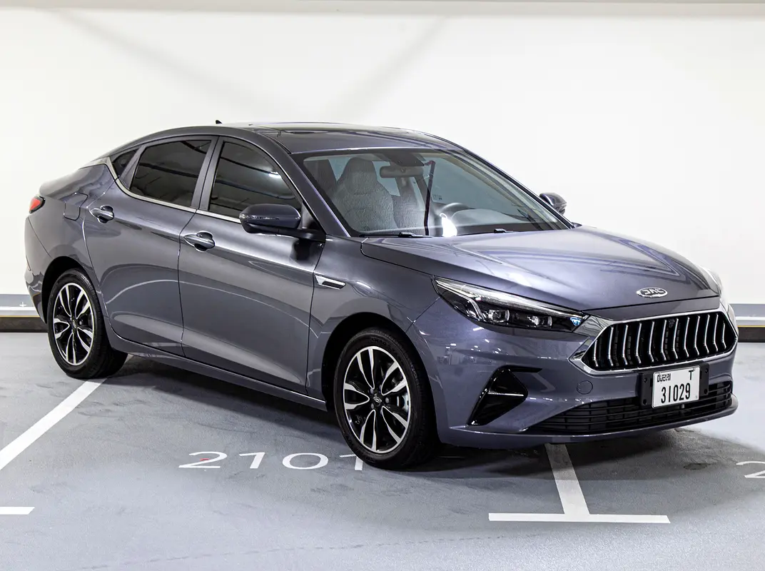 JAC J7 2023 — photo 1 of 6