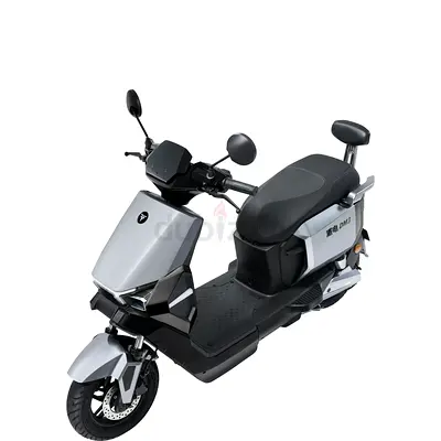 New J3 DM3 Kugoo Electric Scooter - 1200W motor, 48V 23–24Ah battery, up to 45 km/h speed