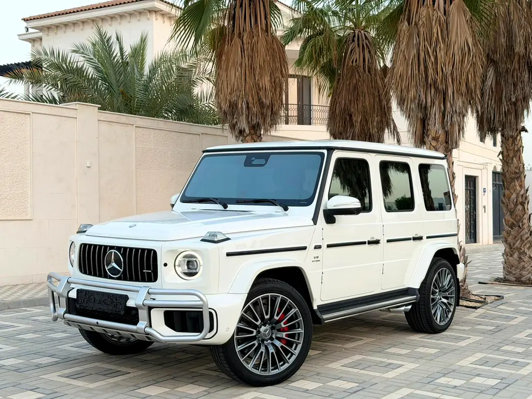Mercedes-Benz G-Class 2025 — photo 1 of 12