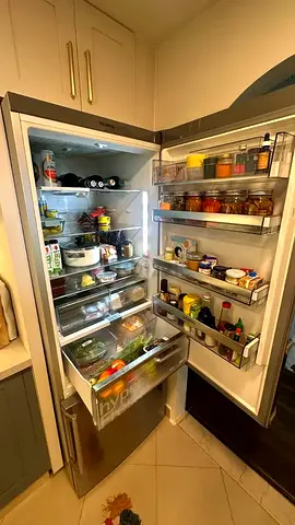 Siemens latest model IQ-700 bottom freezer fridge 750 liter large capacity