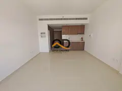 [ Big Studio In Gated Community Direct connect MALL Jym Pool Parking Free