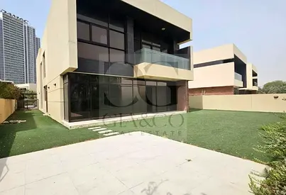 Stand Alone Villa | VD1 Type | Golf Backing