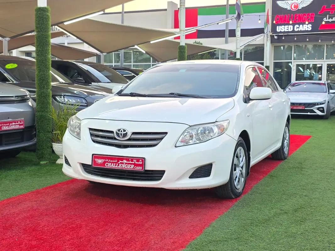 Toyota Corolla 2009 — photo 1 of 17