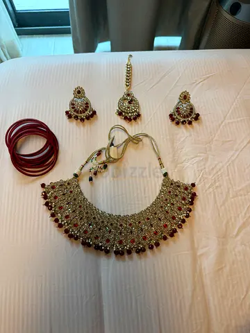 Indian style jewelry set