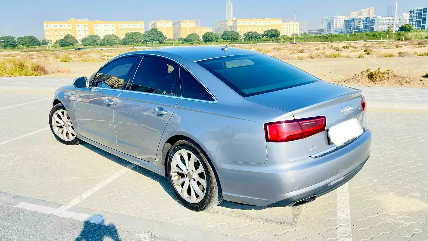 Audi A6 2016 — photo 1 of 8