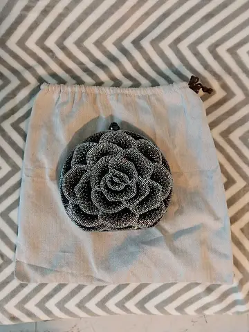 Lorianne Black and Silver Beaded Floral Evening Clutch